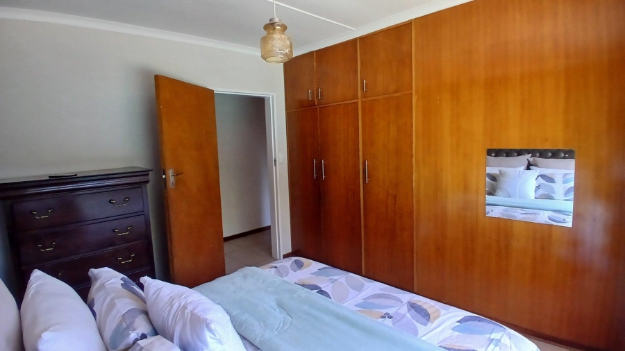 4 Bedroom Property for Sale in Pellissier Free State